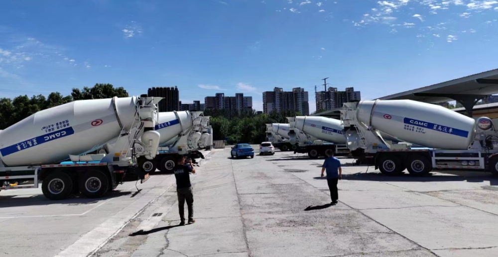 破局电动化"最后一公里"，hy3380cc海洋之神重卡全场景充电解决方案